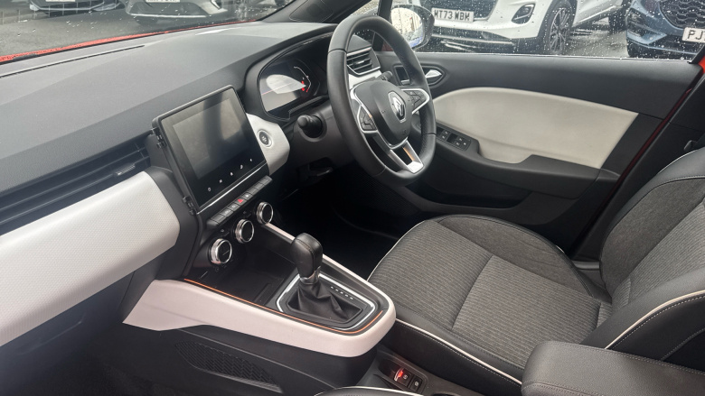 Renault Clio 1.6 E-TECH full hybrid 145 Techno 5dr Auto Hybrid Hatchback